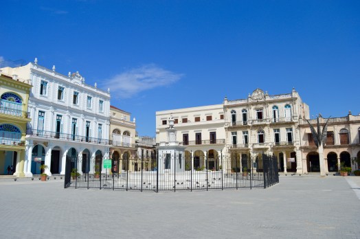 Plaza Vieja, Havana, cuba 